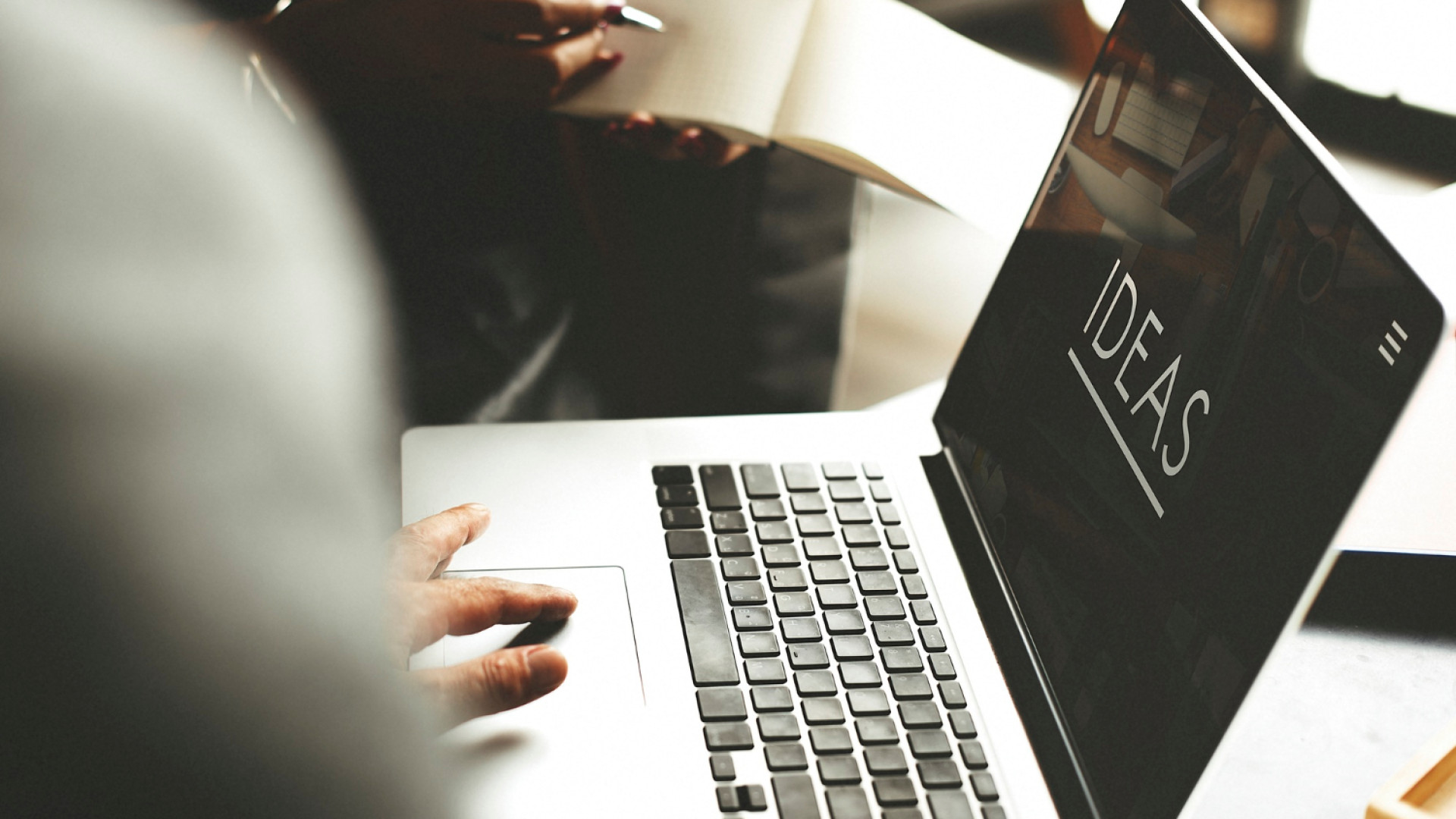 Site internet professionnel : comment se lancer efficacement ?